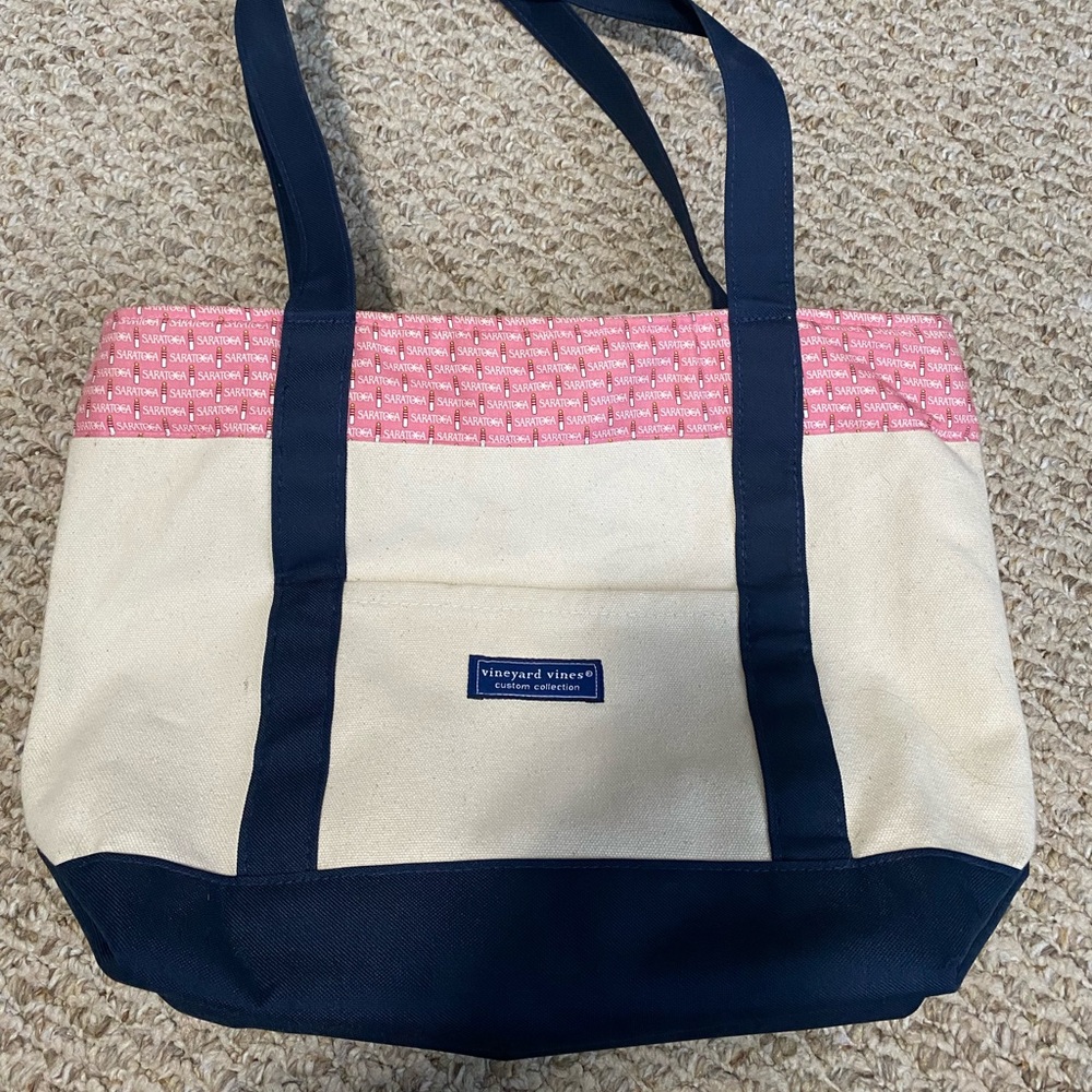 Vineyard vines limited edition Saratoga Springs bag